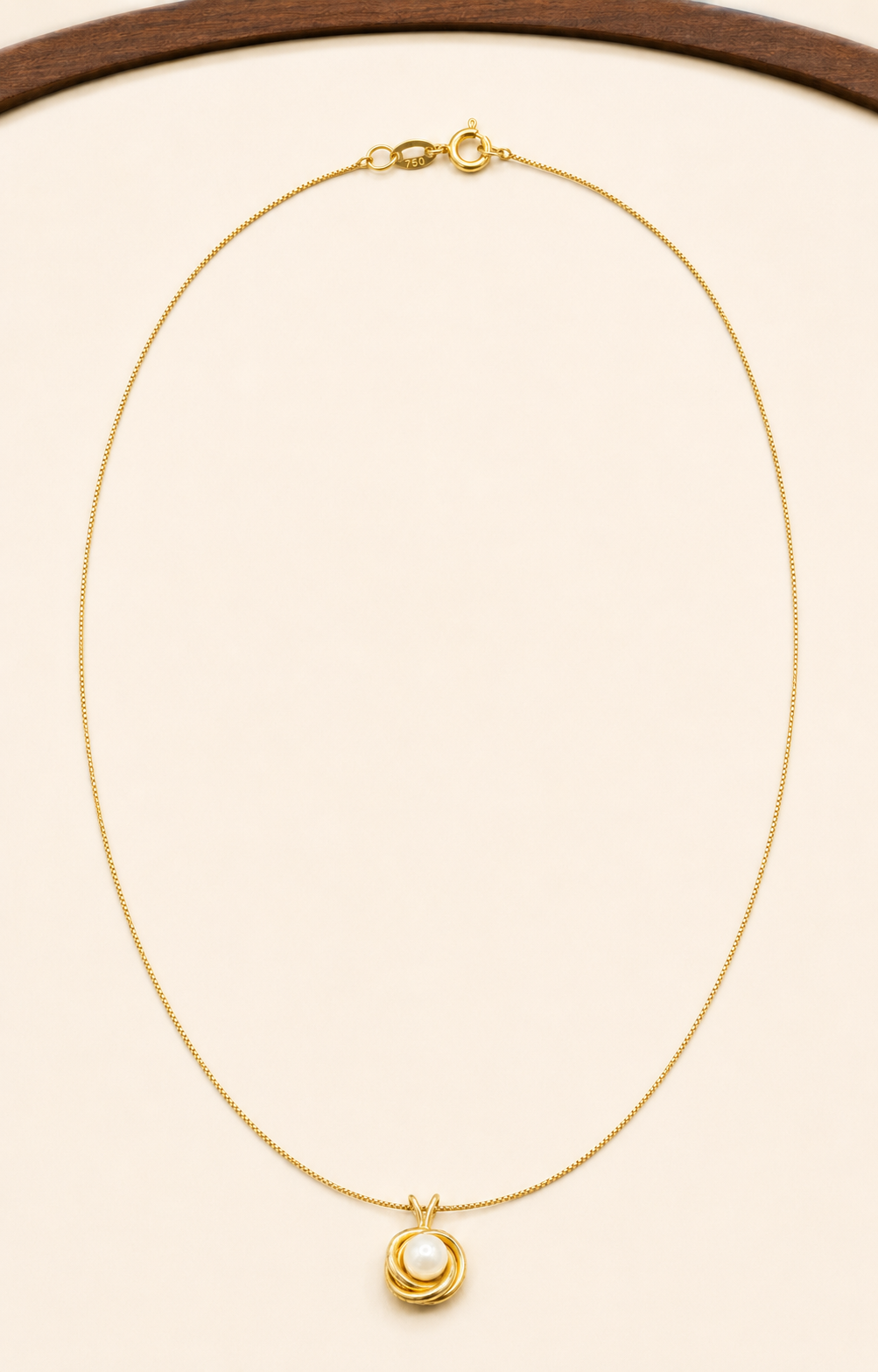 The Pearl Nest vintage cultured pearl pendant necklace, full 20-inch chain